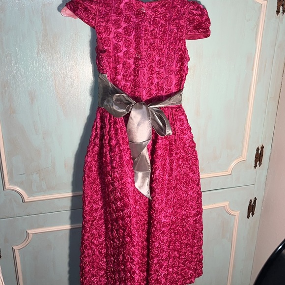 Pink Roses dress - Picture 3 of 5